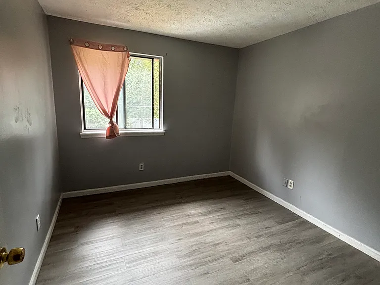 4064 Big Valley Trl — Photo 4