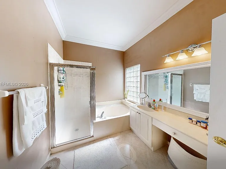 9640 Wyeth Ct — Photo 25