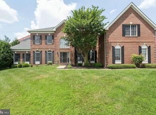 1780 Clovermeadow Dr, Vienna, VA 22182