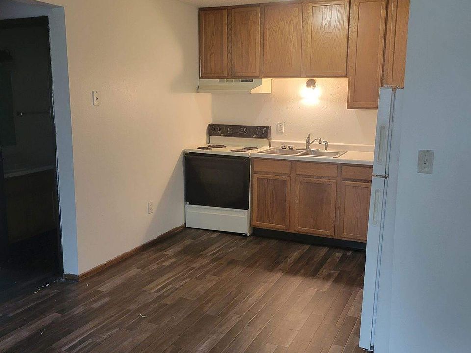 1st image of 1926 18th Ave S #14