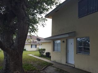 801 W Tiffany Dr APT 2, Mangonia Park, FL 33407