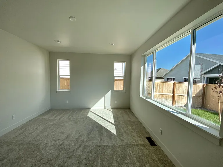 1604 Wyatt Earp Ct — Photo 14