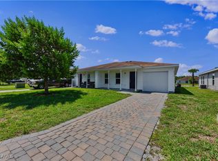 18279 Gibraltar Ln, Lehigh Acres, FL 33936