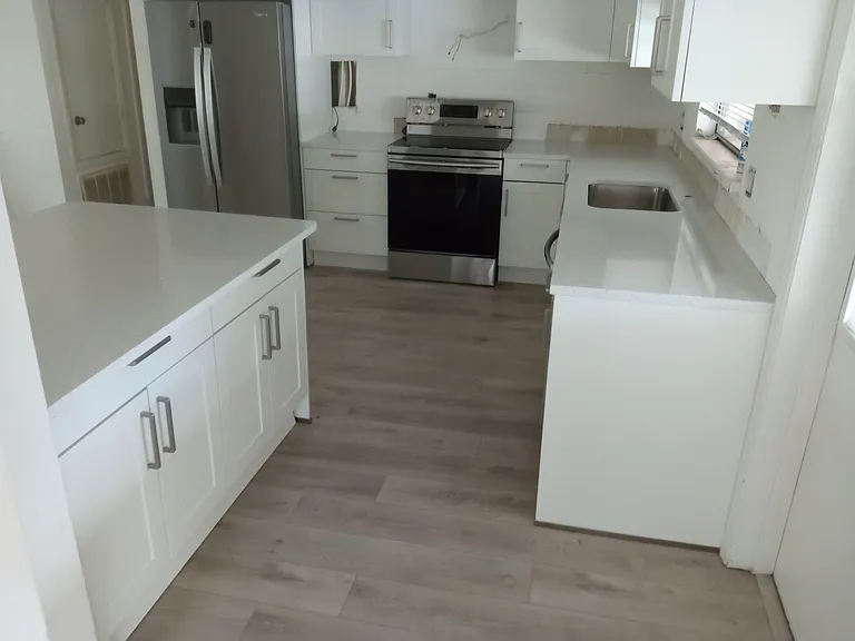 8216 Bluestar Cir — Photo 16
