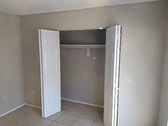 4th image of 720 E Garden St APT 1