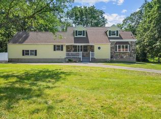 10 Lynn Rd, Poughkeepsie, NY 12603