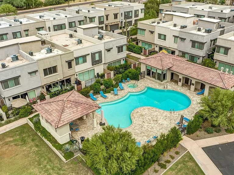 Main pool view
