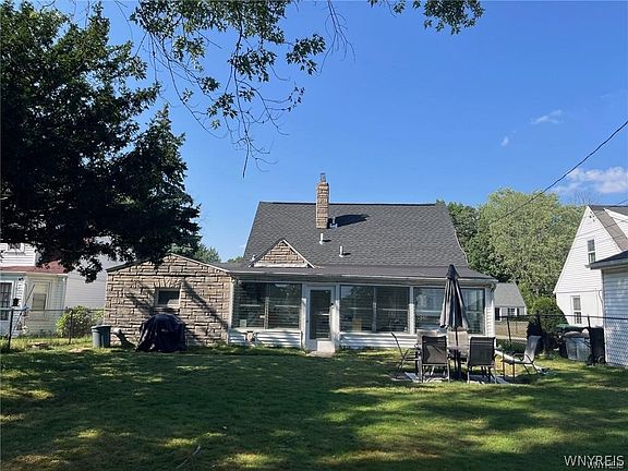 2nd image of 259 Koenig Rd