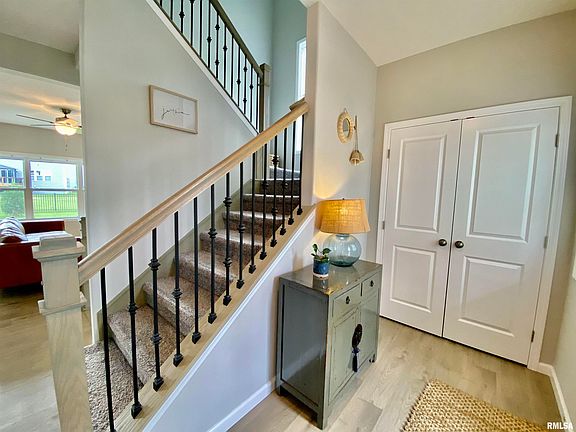 3rd image of 7104 N Water Oak Dr