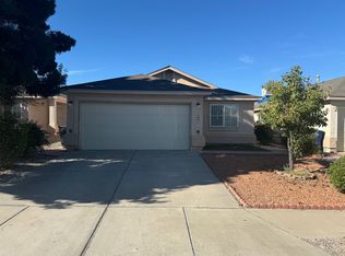 8501 Vista Chamisa Ln SW, Albuquerque, NM 87121