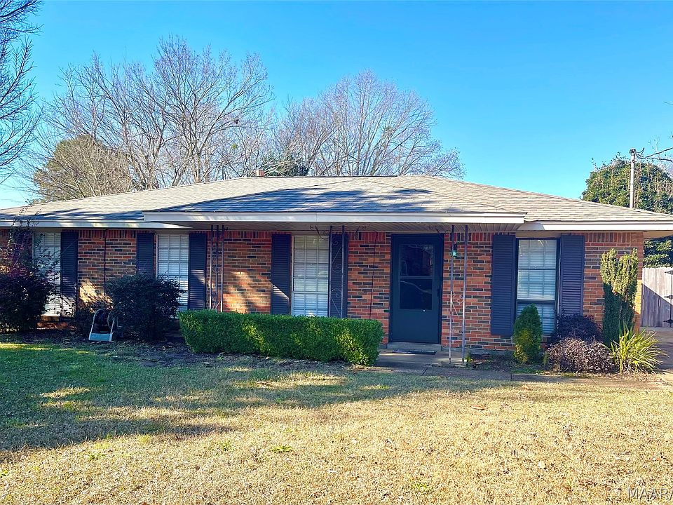 1st image of 407 Stroll Dr