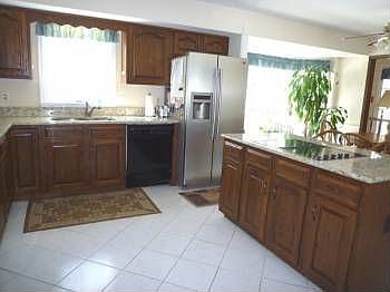 3rd image of 13109 Briargrove Ct
