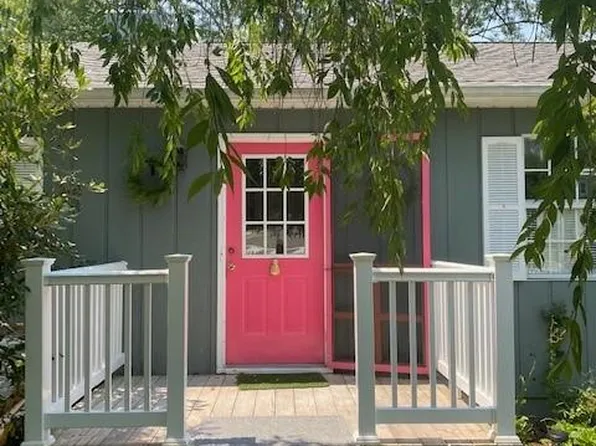 333 Oak Hill St, Abingdon, VA 24210