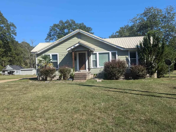 153 Doak Ave, Camden, AR 71701