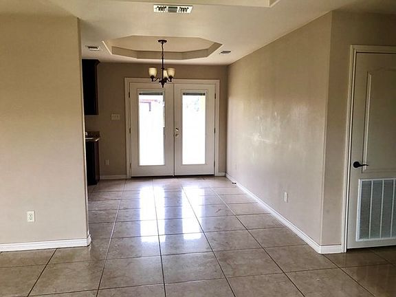 3rd image of 1745 Rebecca Ln