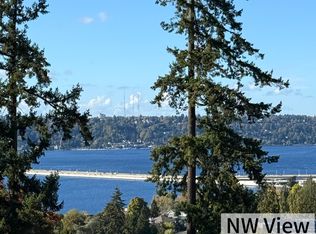 6905 SE 33rd St, Mercer Island, WA 98040