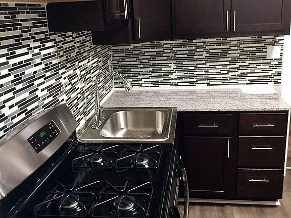 3rd image of 114 Kearsarge St APT 1