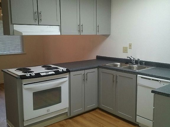 4th image of 6363-6365 Bonham Cir #6363