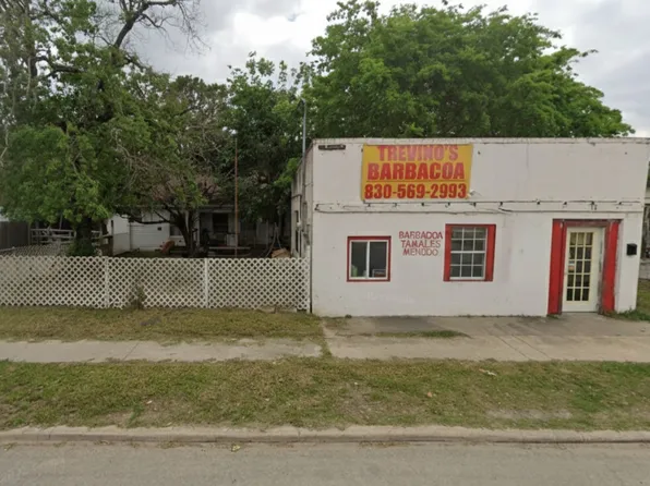 516 Commerce St, Pleasanton, TX 78064