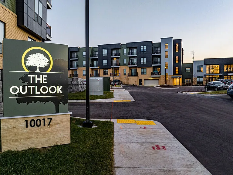 The Outlook Apartments — Photo 61