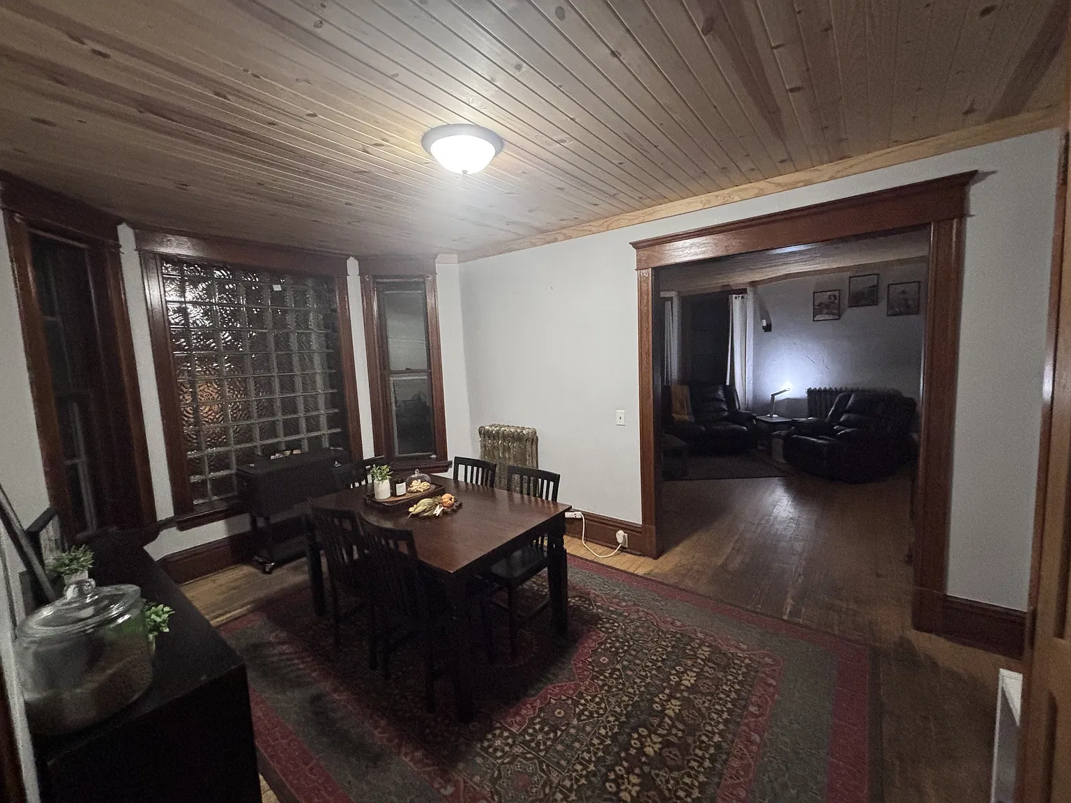 1113 E 4th Street - 1 — Photo 2