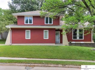 7388 Madison St, Ralston, NE 68127