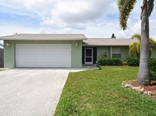 1010 SE 27th Ter, Cape Coral, FL 33904