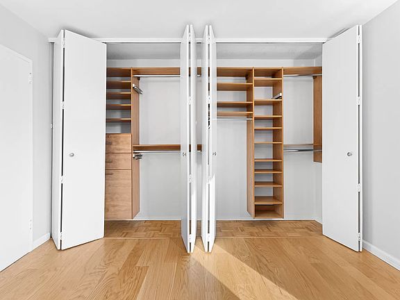 3rd image of 1641 3rd Ave APT 9J