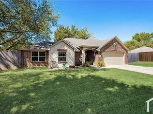 502 Caddell St, Aubrey, TX 76227