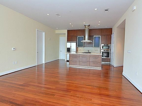 3rd image of 1600 Post Oak Blvd Unit 1105