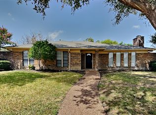 3945 Los Robles Dr, Plano, TX 75074