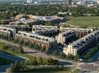 255 McLevin Ave #15, Toronto, ON M1B 5K1