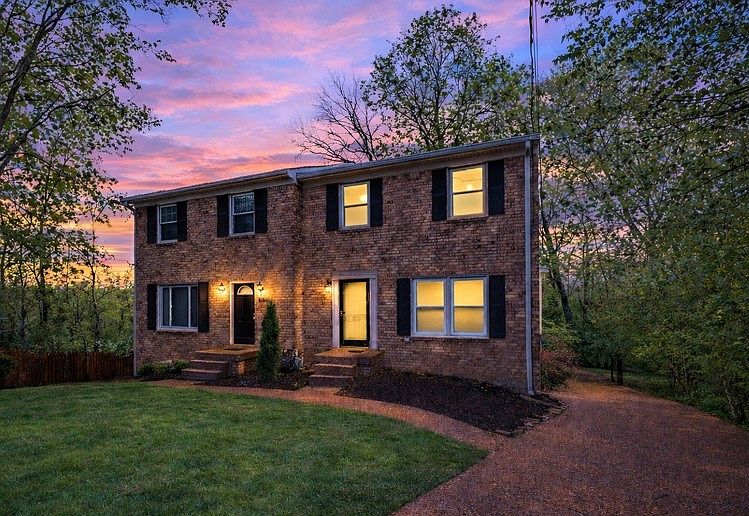 1st image of 839 Woodcraft Dr