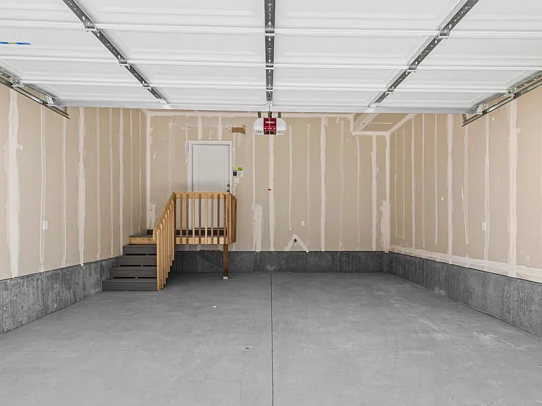 2040 W 775 N — Photo 17