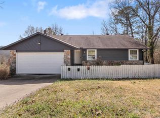 5517 McMurtrey Dr, N Little Rock, AR 72118