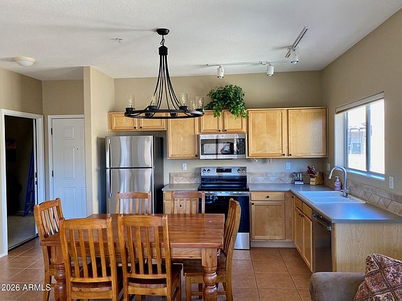 5th image of 16545 E GUNSIGHT Drive #213