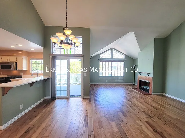 22031 Main St #54 — Photo 6