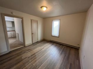 504 N Bedford St APT 2, Carlisle, PA 17013