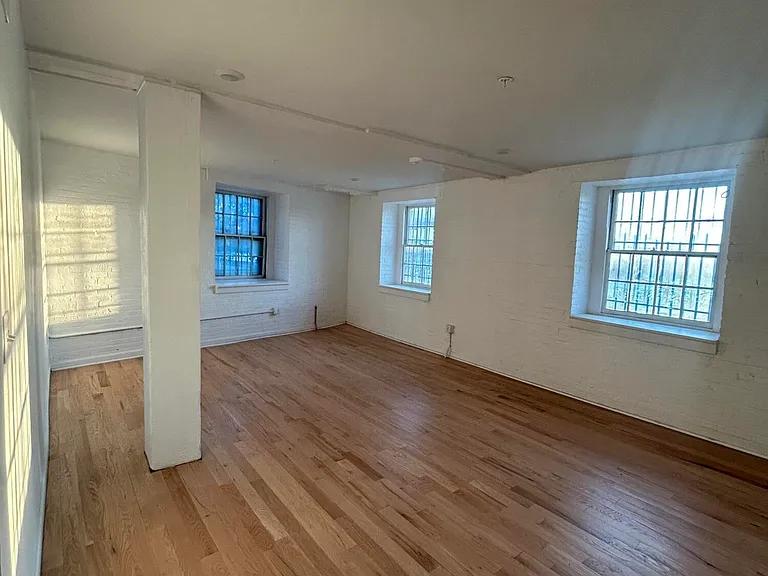 155 River St #BB — Photo 12