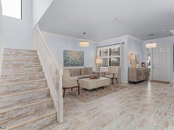 3rd image of 13528 Mandarin Cir