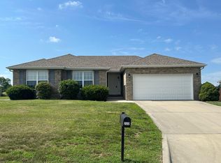 232 Kori Ct, Mount Vernon, MO 65712