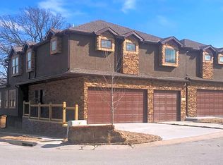 5923 N London Ave, Kansas City, MO 64151