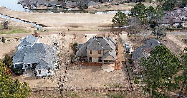 2nd image of 295 Caroline Blvd
