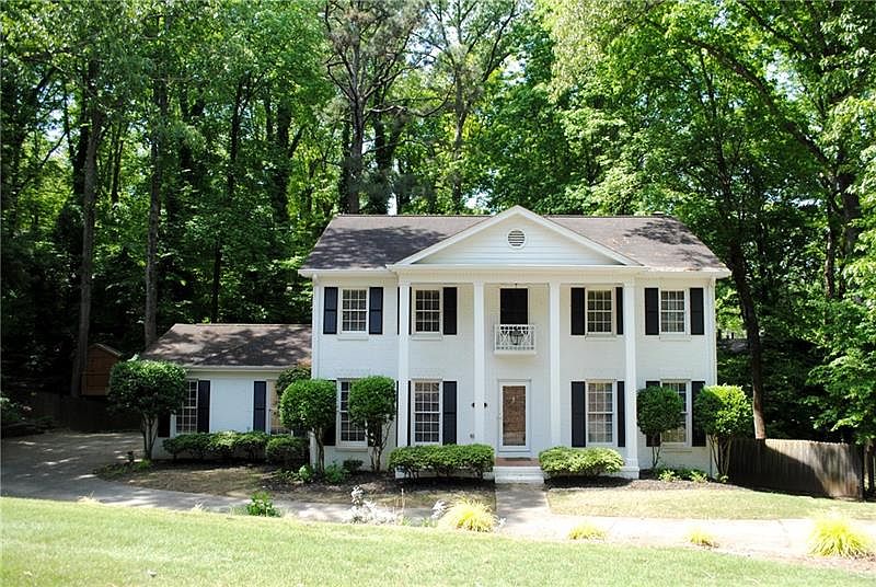 2nd image of 1200 Lake Ridge Ct