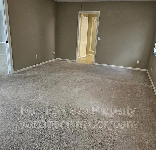 2613 SW 15th Ave — Photo 8