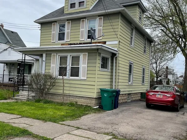 169 81st St #1, Niagara Falls, NY 14304