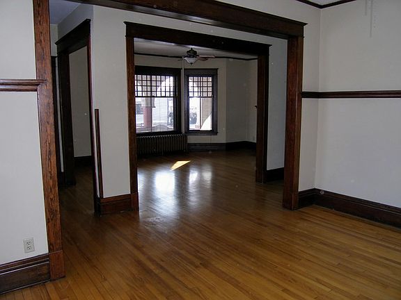 4th image of 239 Mackubin St #1
