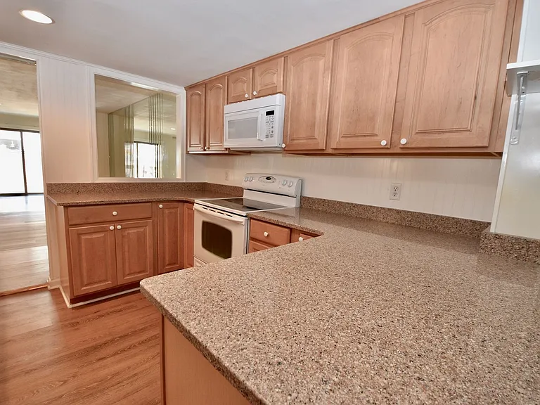 2407 Whaler Ct — Photo 16
