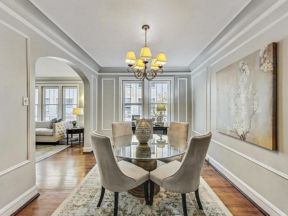 2nd image of 1211 W Granville Ave #1B