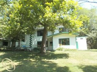 2839 Trilogy Rd, Milford, MI 48381